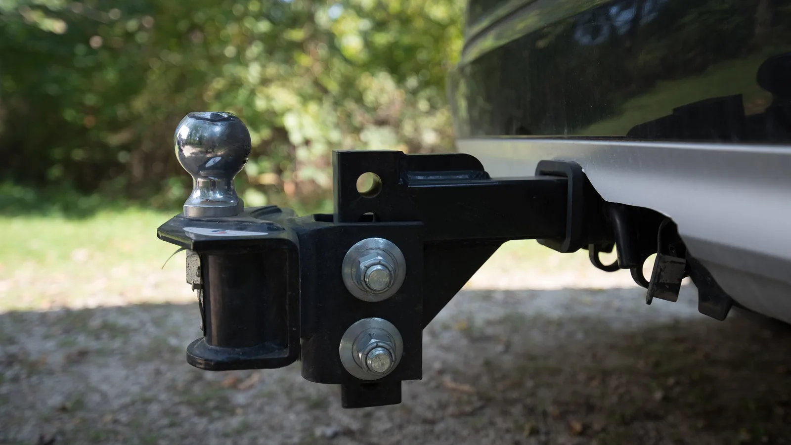 Attelage voiture : bien choisir selon sa charge